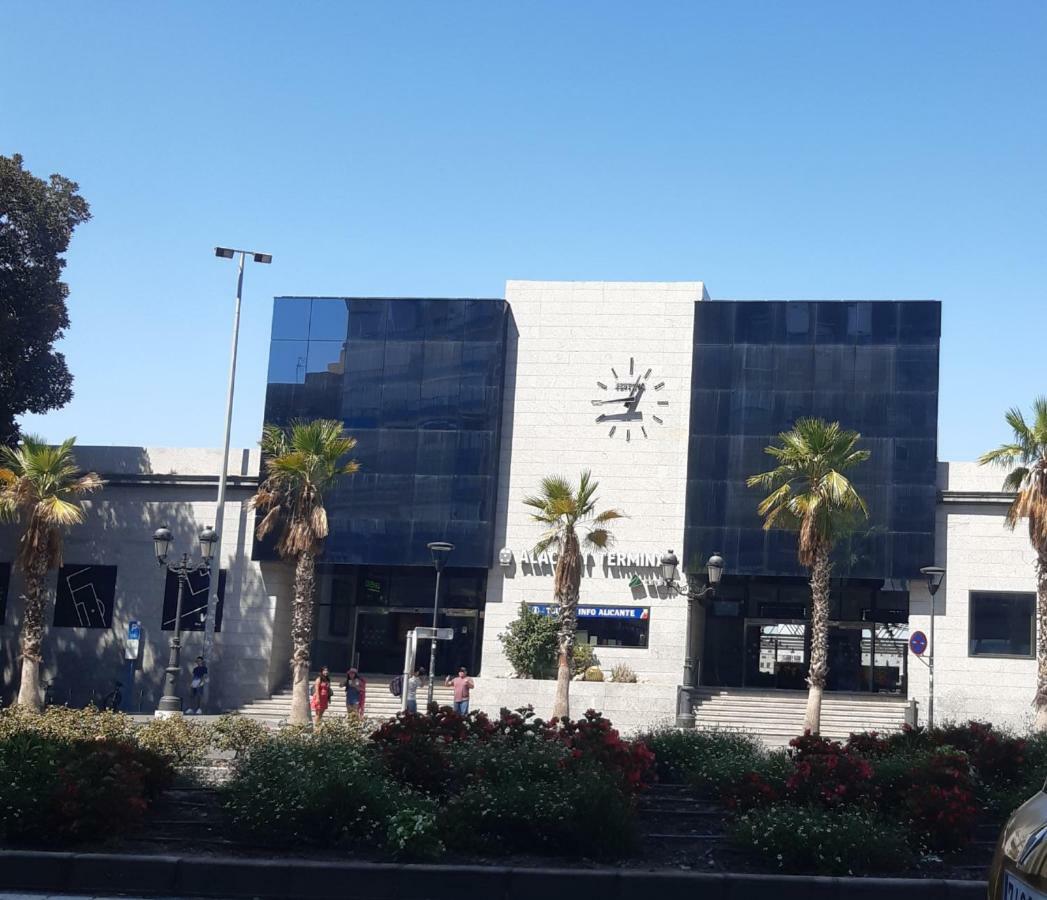 Alicante & Urban Center Exteriör bild